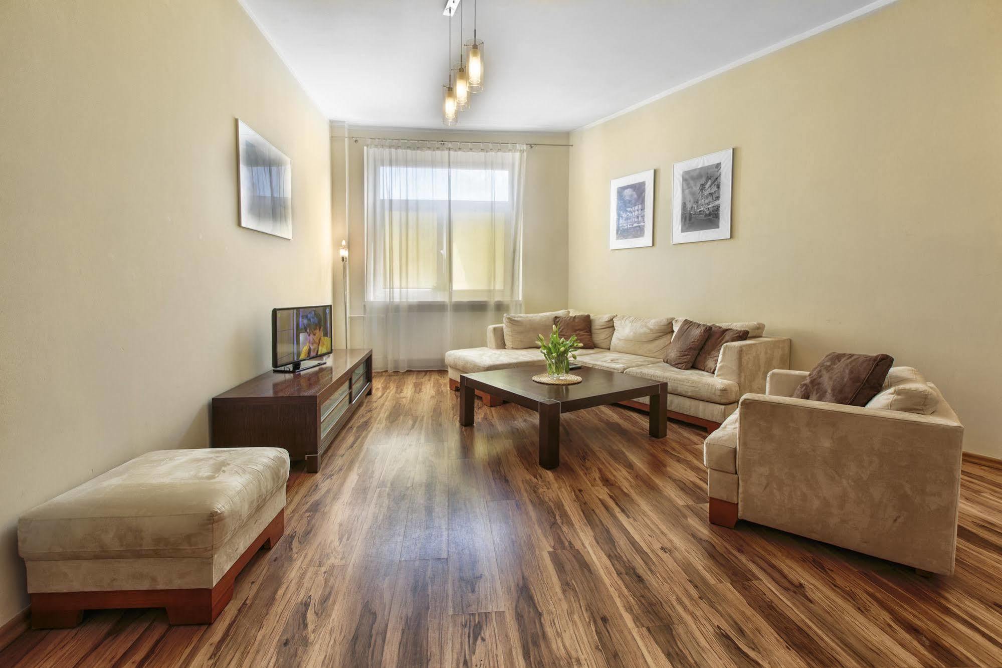 City Town Apartment Lodz Экстерьер фото