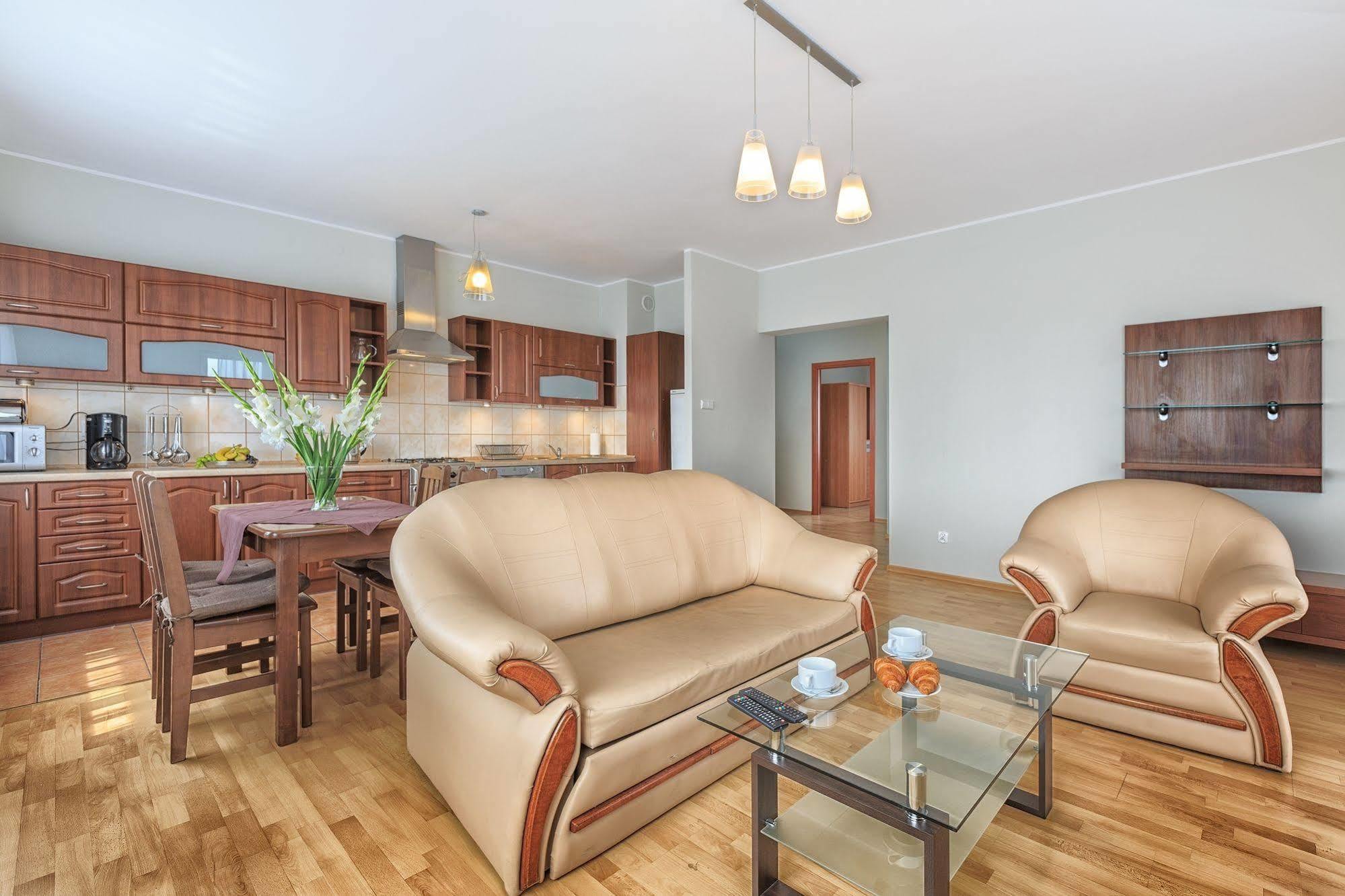 City Town Apartment Lodz Экстерьер фото